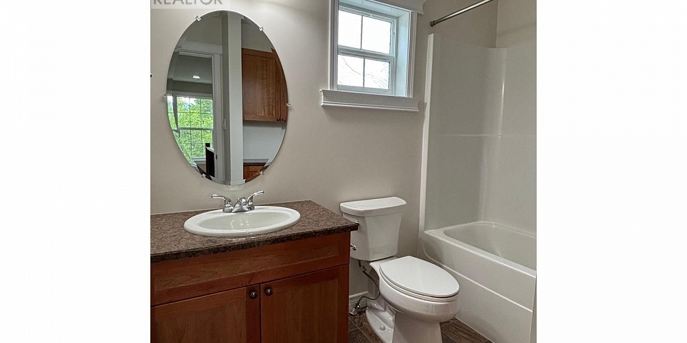 1 3239 APSLEY STREET Terrace Photo 13 1 3239 APSLEY STREET Terrace Photo 13